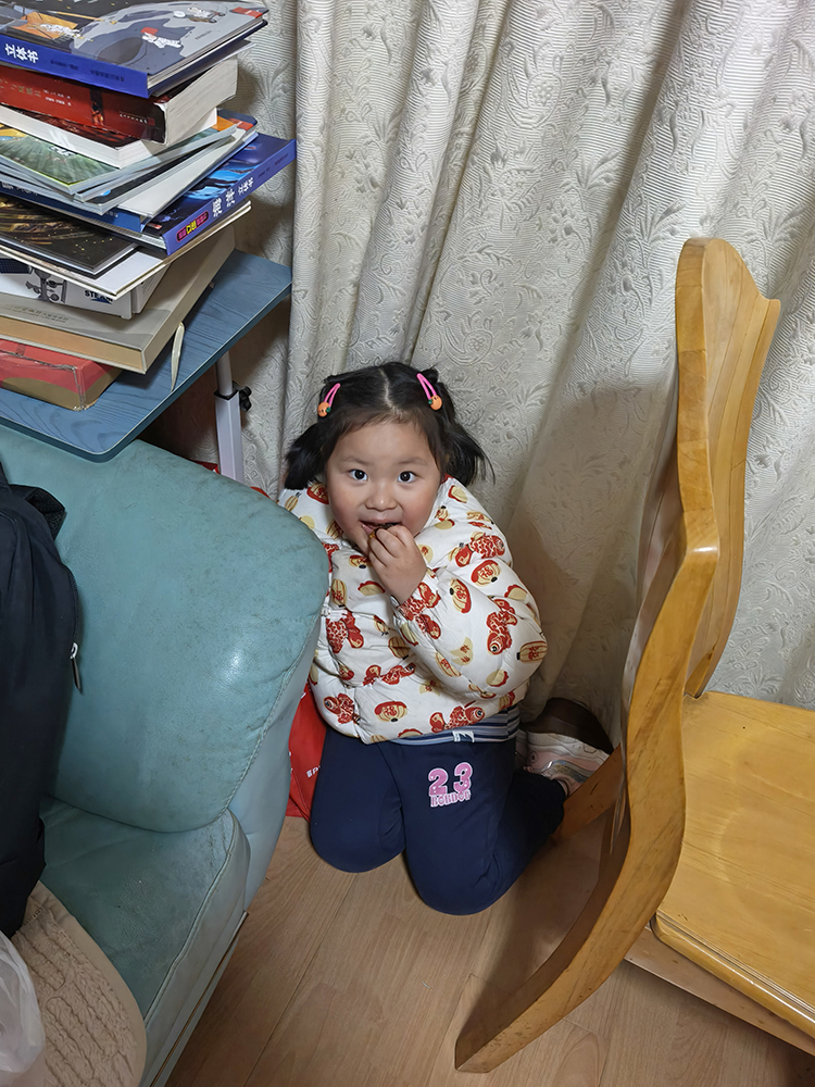 躲在角落吃零食（20260118）