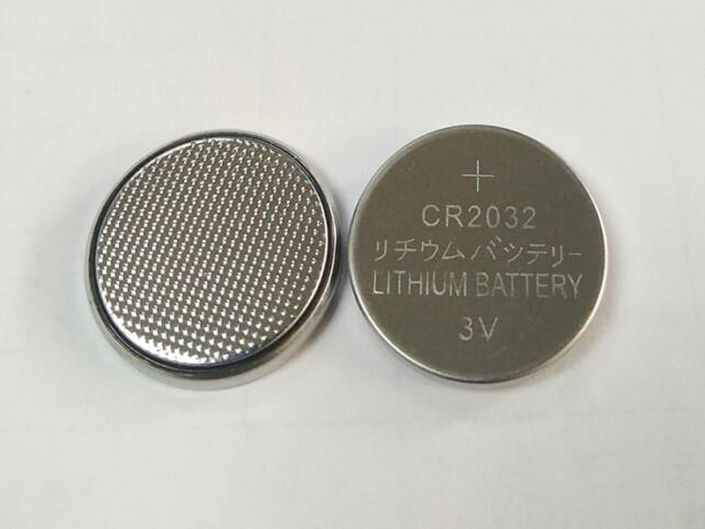 纽扣电池CR2016和CR2032